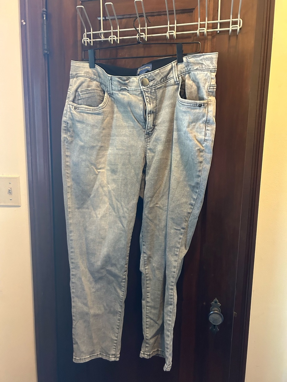 Democracy Ab'Solution Jeans Size 18W Gray Wash Skinny With Light Distressing